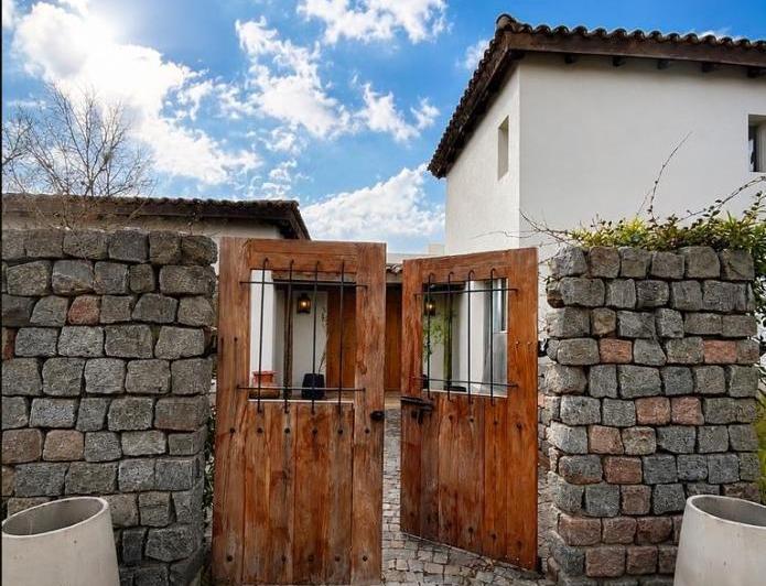Casa · 150m² · 3 Ambientes · 2 Cocheras