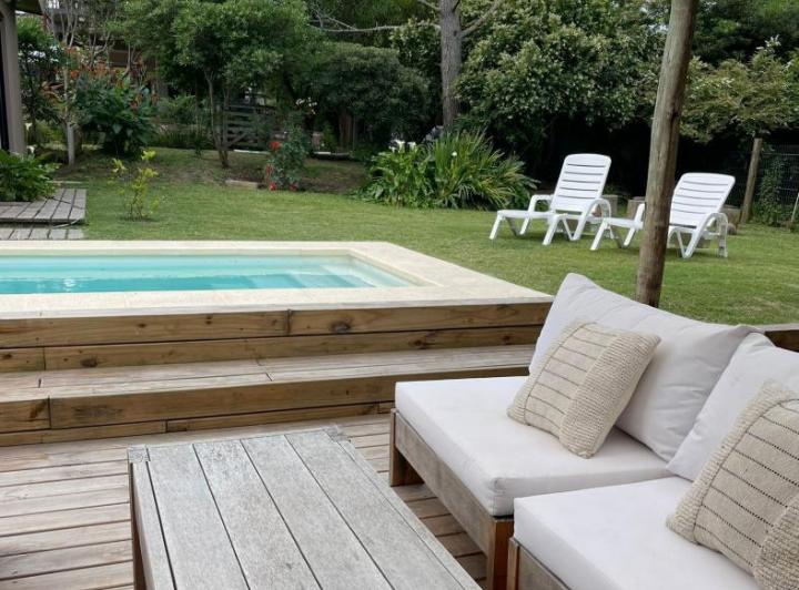 Casa · 1m² · 5 Ambientes · 1 Cochera