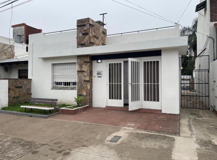 Casa · 138m² · 3 Ambientes · 1 Cochera