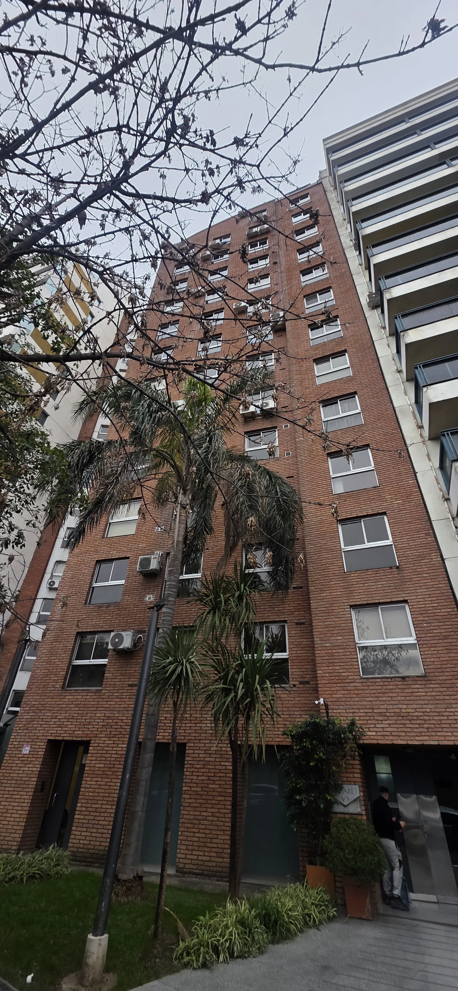 Alquilo dep 1 dormitorio  Nva Cba, Lugones 230