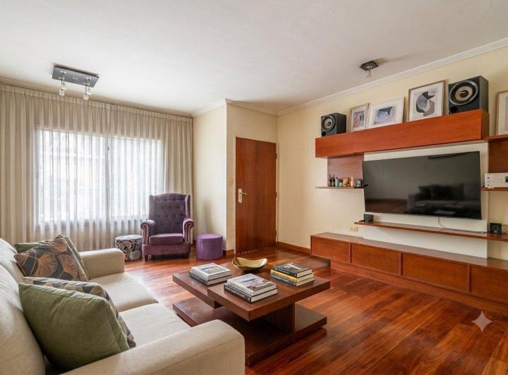 Casa · 145m² · 4 Ambientes · 1 Cochera