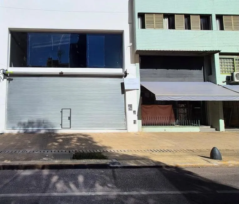 Alquiler de Local comercial en calle 12 , La Plata