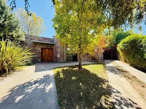Casa en Alquiler en Centenario, Confluencia