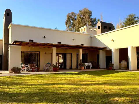 Casa en Venta en Lunlunta, Maipú