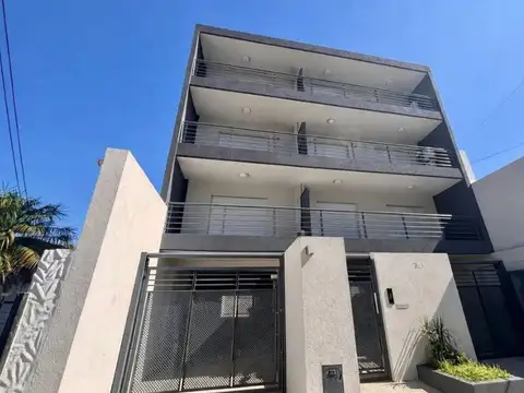 Departamento en Venta en Moron Sur, Moron