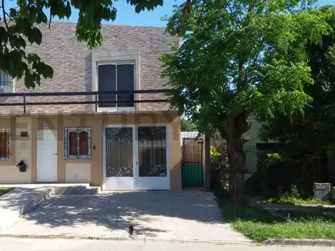 Departamento en Venta en Los Hornos, La Plata