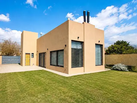 Casa en Venta en Roldan, San Lorenzo