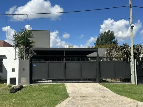 Casa en Venta en Fisherton, Rosario