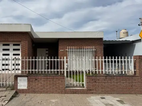 Casa en Venta en Villa Gobernador Galvez, Rosario