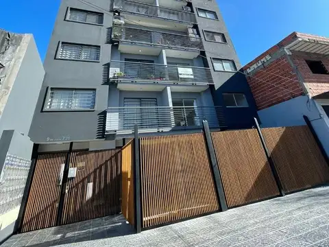 Departamento en Venta en Moron Sur, Moron