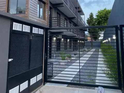 Departamento en Venta en Moron Sur, Moron