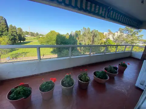 Departamento en Venta en Acassuso Vias  /  Santa Fe, Acassuso