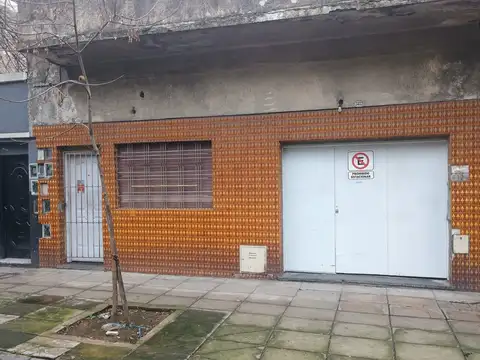 Local en Alquiler en Parque Patricios, CABA