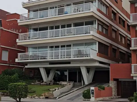 Departamento en Venta en Punta Iglesia, Mar del Plata