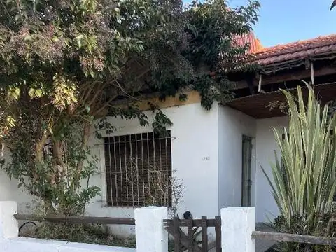 Casa en Venta en Los Hornos, La Plata
