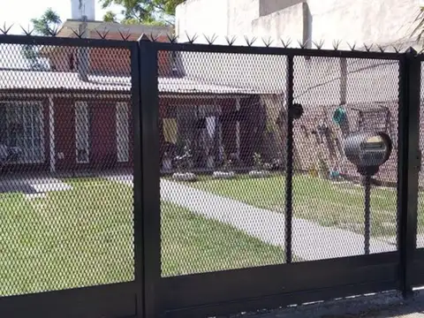 Casa en Venta en González Catan, Partido de La Matanza