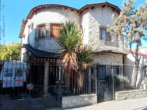Casa en Venta en Villa Dominico, Partido de Avellaneda