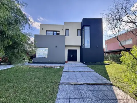 Casa en Venta en San Sebastian, Countries y Barrios Cerrados en Escobar