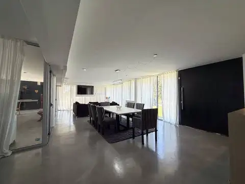 Casa en Venta en Area 60, Countries y Barrios Cerrados en la Plata
