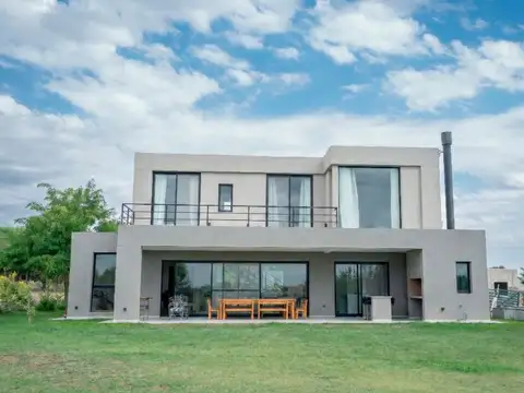 Casa en Venta en Countries y Barrios Cerrados en Pilar, Partido de Pilar