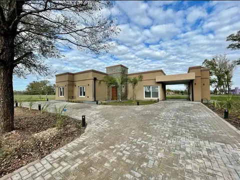 Casa en Venta en Centro De Lujan, Lujan