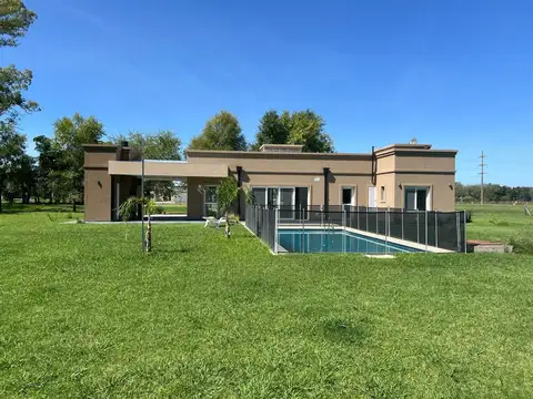 Casa en Venta en La Asunción Club de Campo, Countries y Barrios Cerrados en Lujan