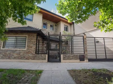 Casa en Venta en Santos Lugares, Partido de Tres de Febrero