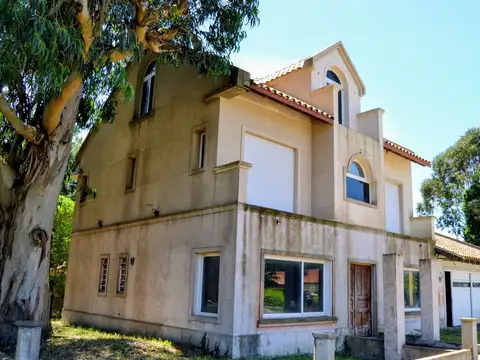 Casa en Venta en Los Acantilados, Mar del Plata