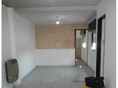 Casa en Venta en Billinghurst, General San Martin