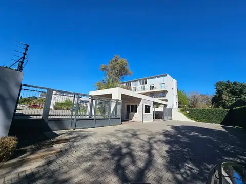 Casa en Venta en Jardines De Saravi, Countries y Barrios Cerrados en Pilar