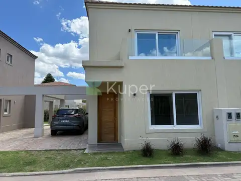 Casa en Venta en Saravi Village, Countries y Barrios Cerrados en Pilar