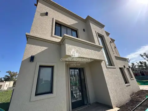 Casa en Venta en Pilar Del Este - Santa Sofia, Countries y Barrios Cerrados en Pilar