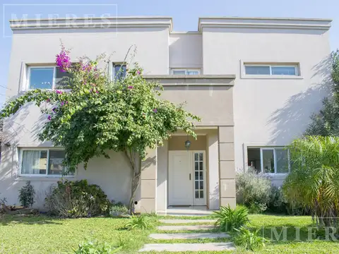 Casa en Venta en Haras Santa Maria, Countries y Barrios Cerrados en Escobar