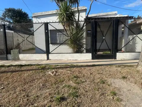 Casa en Venta en Guernica, Partido de Presidente Perón