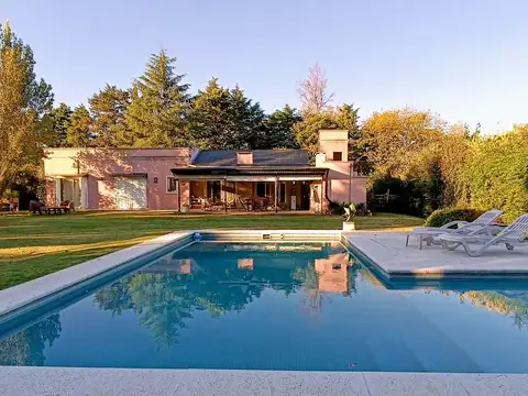 Casa en Venta en Lomas de San Francisco, Countries y Barrios Cerrados en Lujan