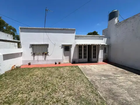 Casa en Venta en Los Hornos, La Plata