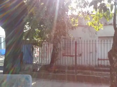 Casa en Venta en Burzaco, Partido de Almirante Brown