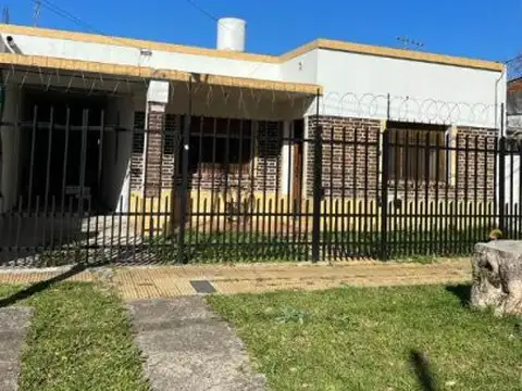 Casa en Venta en Castelar, Partido de Morón