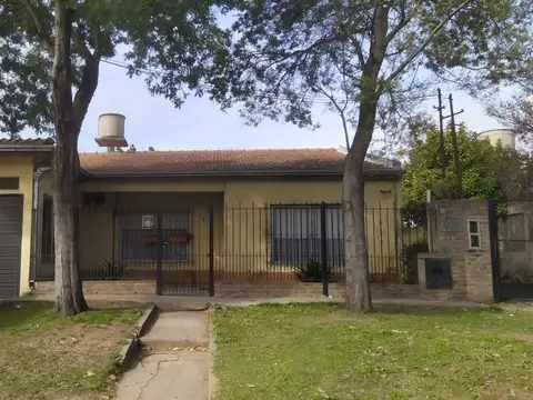Casa en Venta en Rafael Calzada, Partido de Almirante Brown