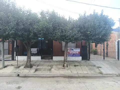 Casa en Venta en Isidro Casanova, Partido de La Matanza