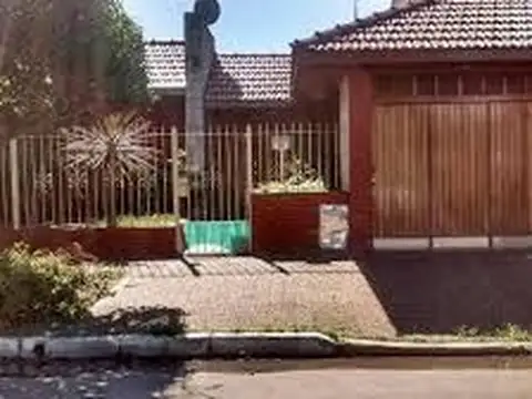 Casa en Venta en Ezpeleta Este, Partido de Quilmes