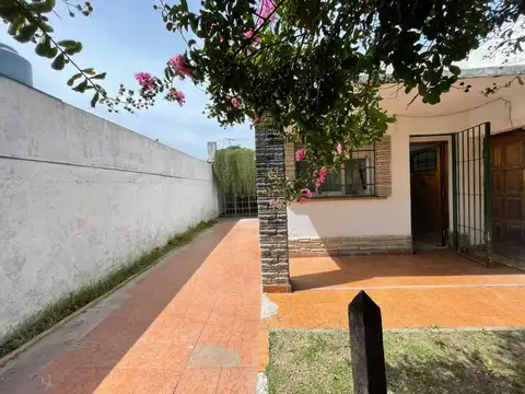 Casa en Venta en Glew, Partido de Almirante Brown