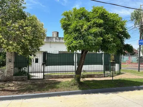 Casa en Venta en Ingeniero Adolfo Sourdeaux, Partido de Malvinas Argentinas