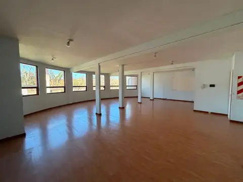 Oficina en Alquiler en Villa Rosa, Partido de Pilar