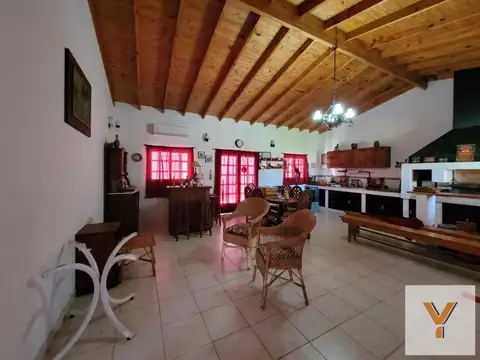Casa en Venta en Lisandro Olmos Etcheverry, Partido de La Plata