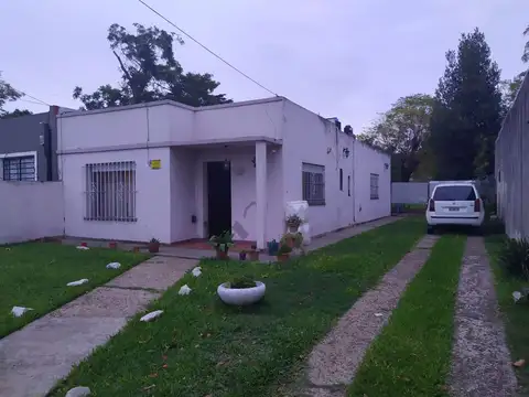 Casa en Venta en Rafael Calzada, Partido de Almirante Brown