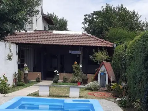 Casa en Venta en Saavedra  - Zarate, Zarate