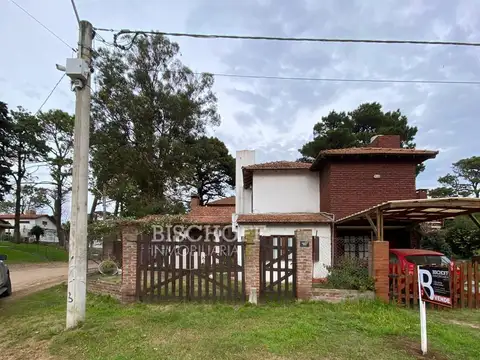 Casa en Venta en Centro, Villa Gesell