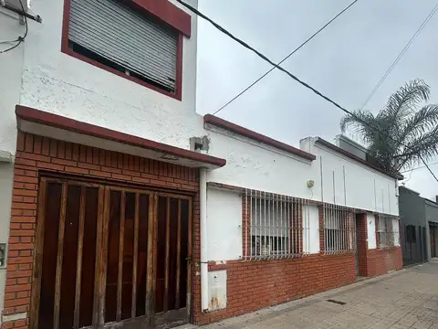 Casa en Venta en Los Hornos, La Plata