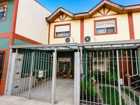 Casa en Venta en Lomas del Mirador, Partido de La Matanza
